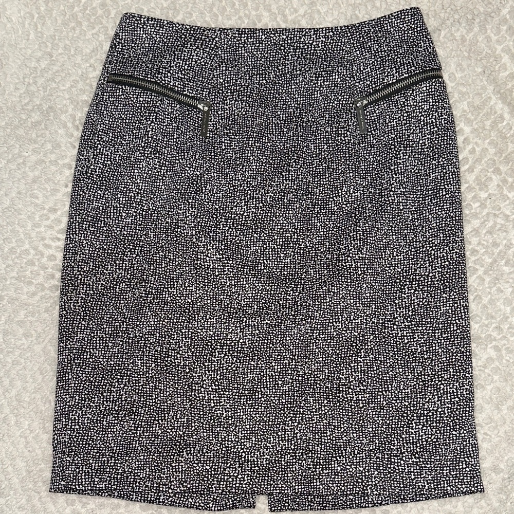 Michael Kors Black and White Pencil‎ Skirt